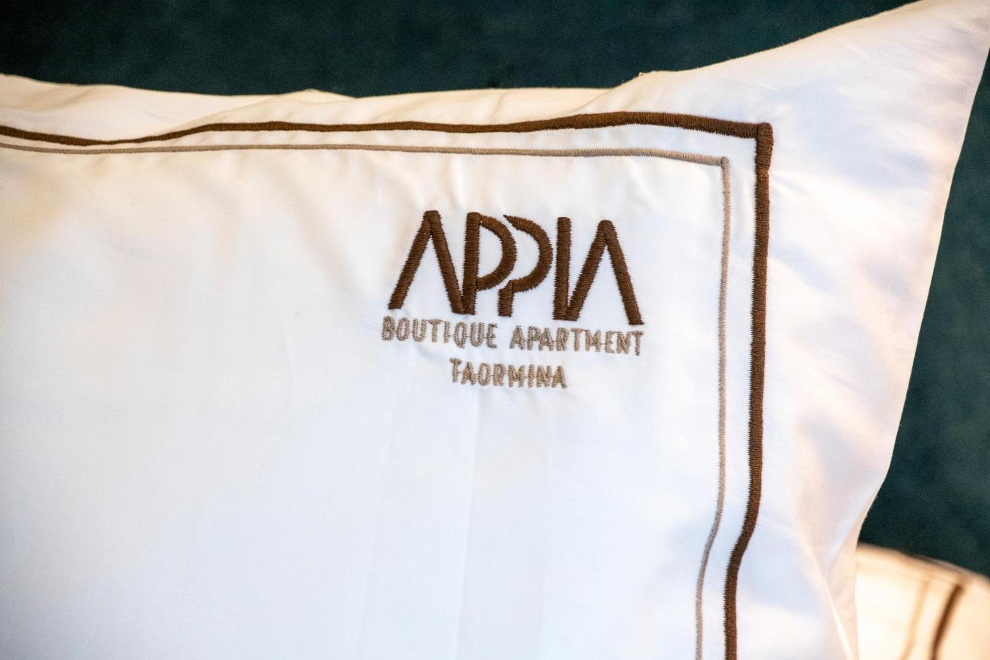 Appia Boutique Apartment Таорміна Екстер'єр фото